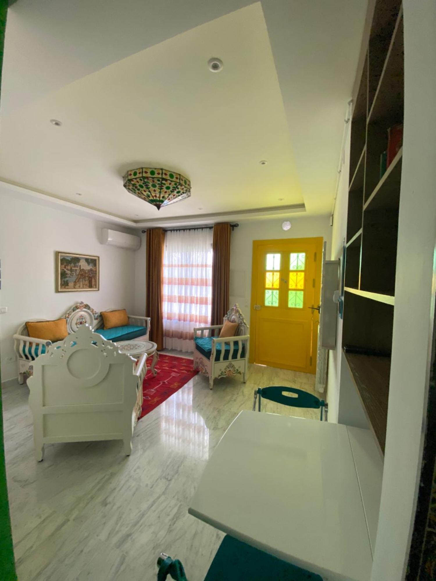 Marsa-Sidi Bousaid Cosy Authentic Apartment La Marsa Exteriör bild